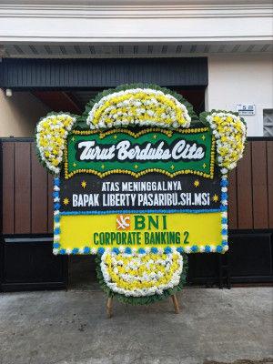 Papan Bunga Duka di Sirapit